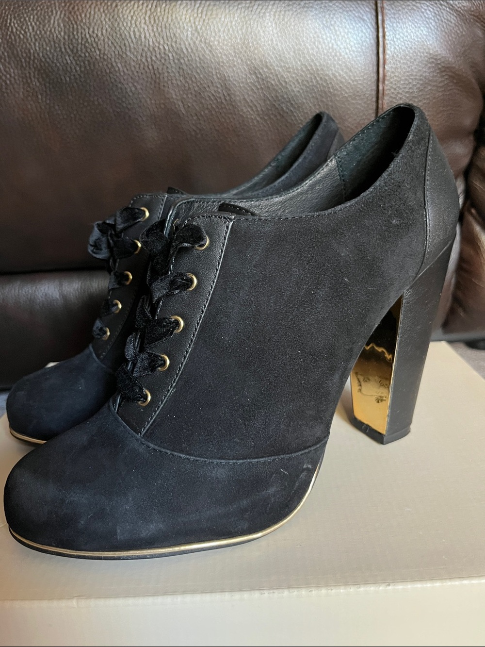 Vogue Footwear "Bootielicious" Stacked Heel Ankle Boots / Booties - Picture 4 of 8